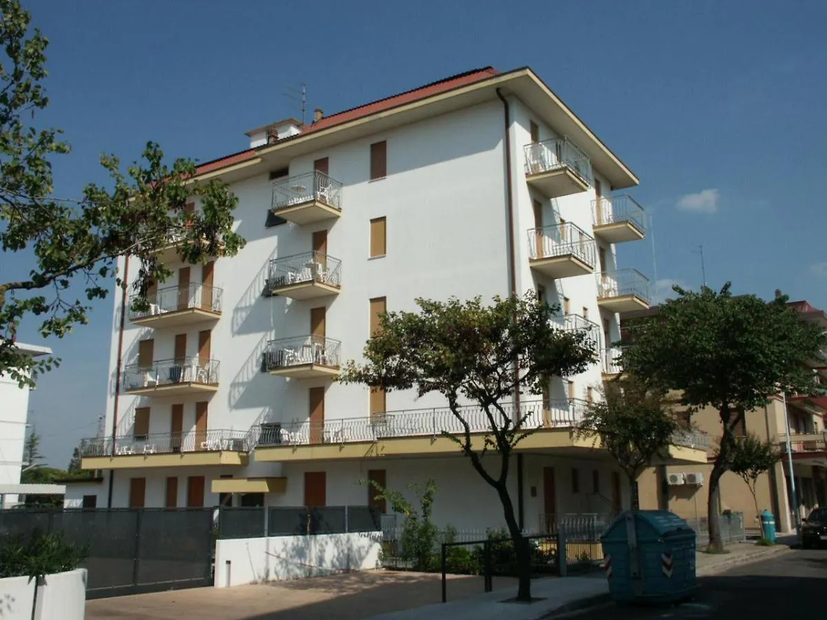 Condominio Michelangelo-Solo Per Famiglie- Walterigato Apartments Lido di Jesolo